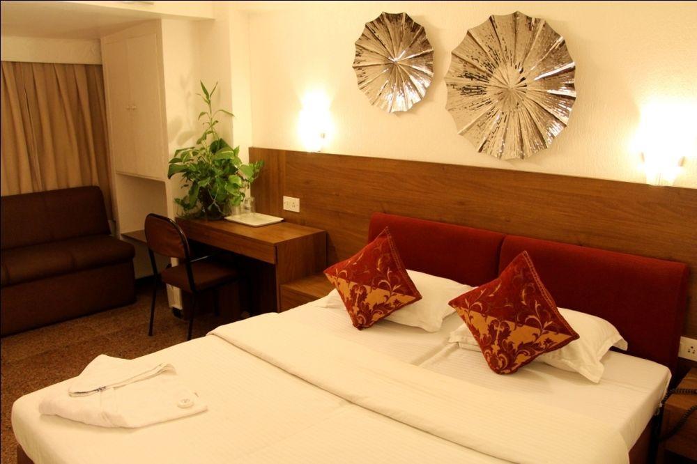 Hotel Samraj 뭄바이 외부 사진